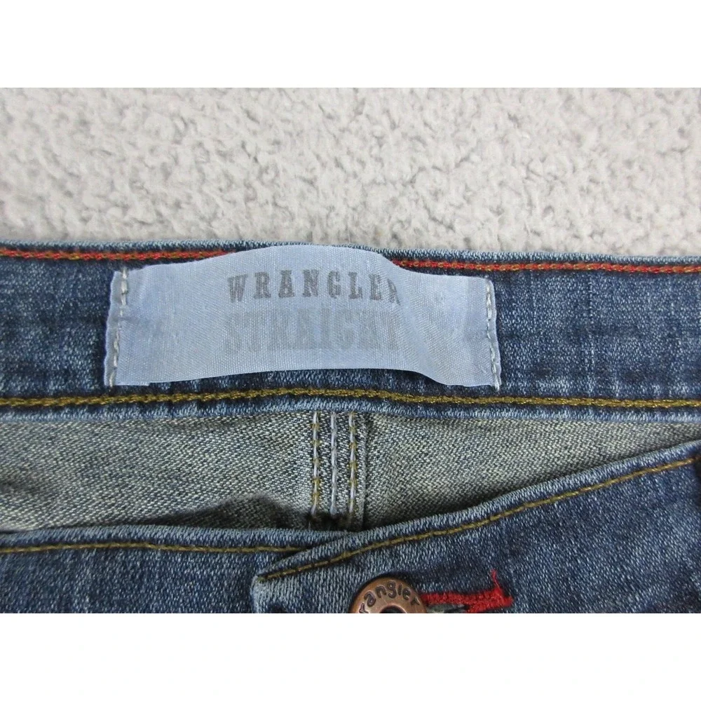 Wrangler Straight Fit Jeans Mens 38x30 Blue Medium Wash Stretch Denim Pants